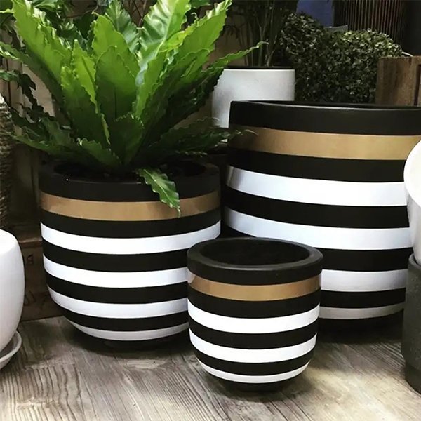 Zeela Planter Pot